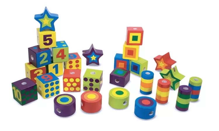 Melissa & Doug Ahşap Boncuk Dizme